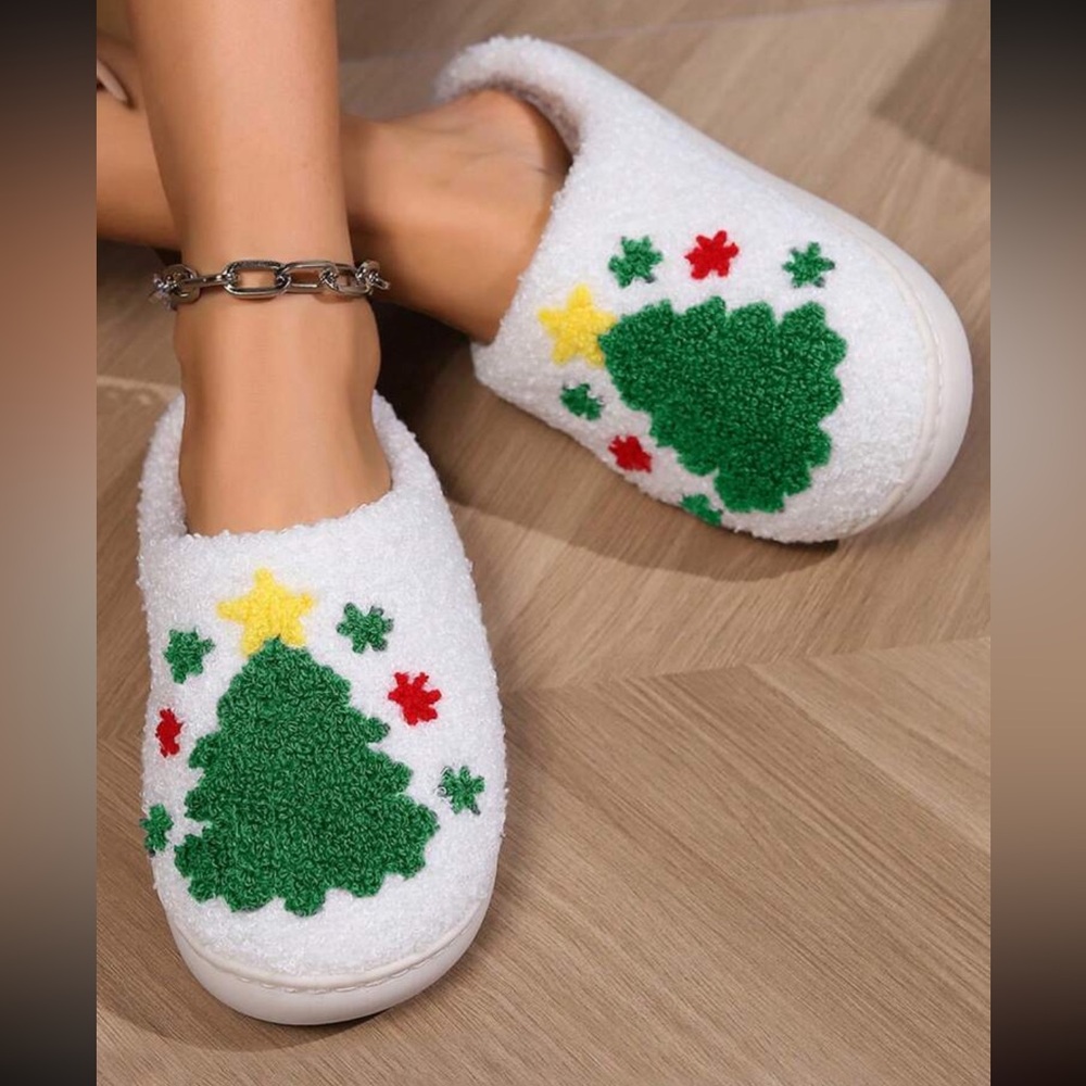 Holiday Christmas Tree Fuzzy Slippers - Picture 4 of 5
